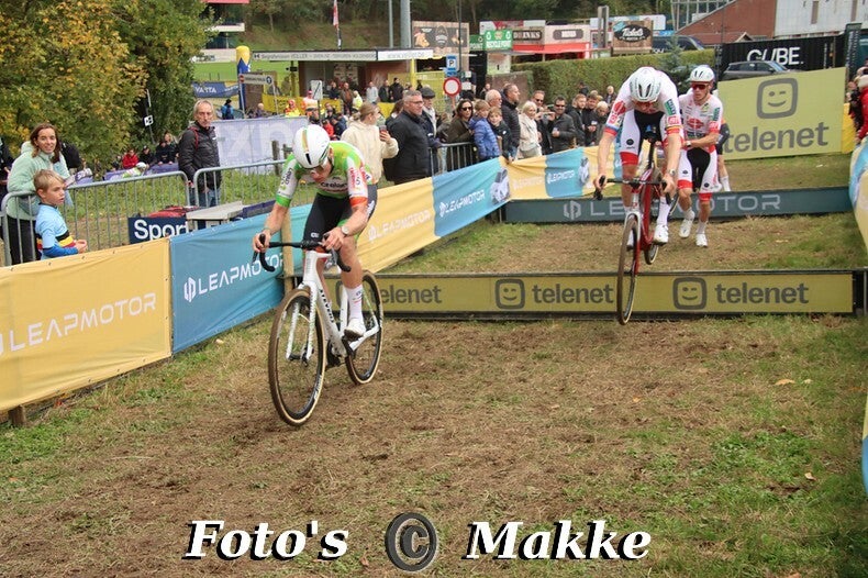 img_0570-bordermaker-standard-2zl4bz.jpg