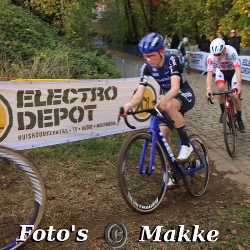 img_0626-bordermaker-standard-3uyit3.jpg