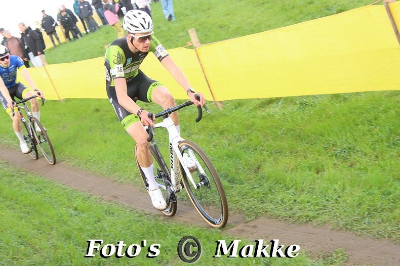 img_0675-bordermaker-standard-23fftp.jpg