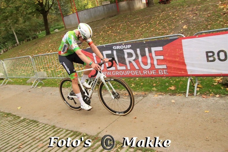 img_0757-bordermaker-standard-0kxu7x.jpg