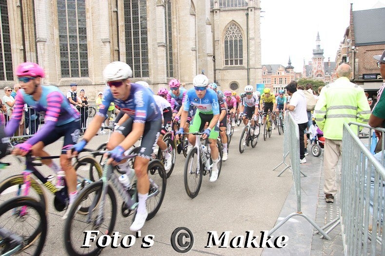 img_0872-bordermaker-standard-f8ts33.jpg