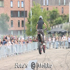 img_1411-bordermaker-standard-g91qk0.jpg