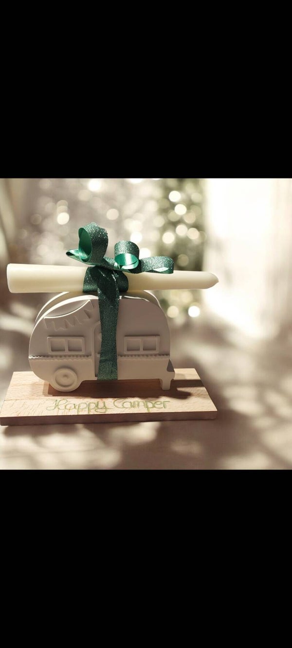 Camper mit Stabkerze