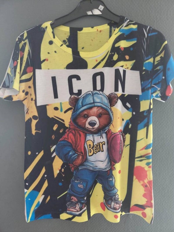 Mooie gele Icon shirt.