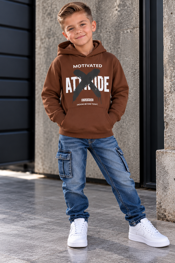 Jongens Hoodie Motivated Attitude – Bruin