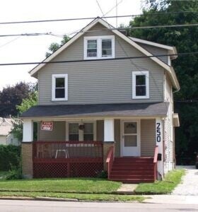 250 e. thornton st