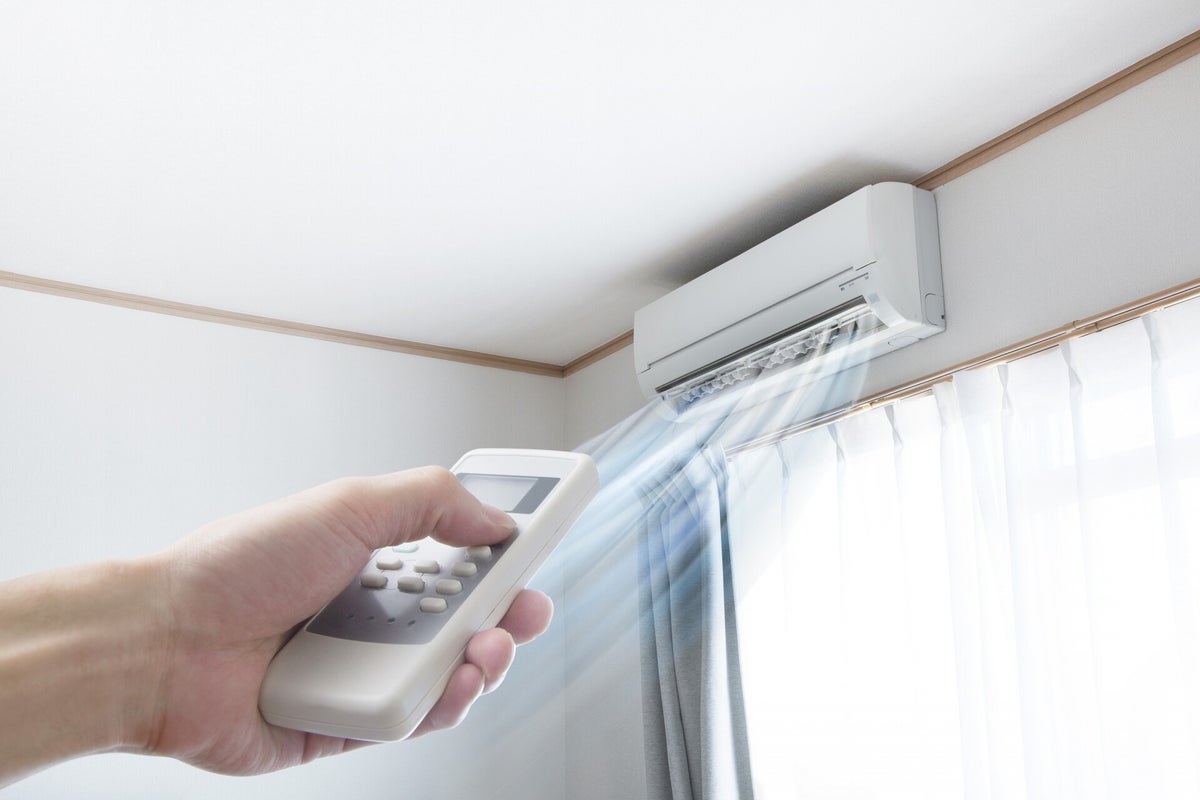 AC1 - Made By AUX - Freedom 24 7.0kW/24000 Btu R32 + Wifi - Plug & Play - Prijs ALL-IN 3M Aansluitset! | AircoShopOldenzaal.nl
