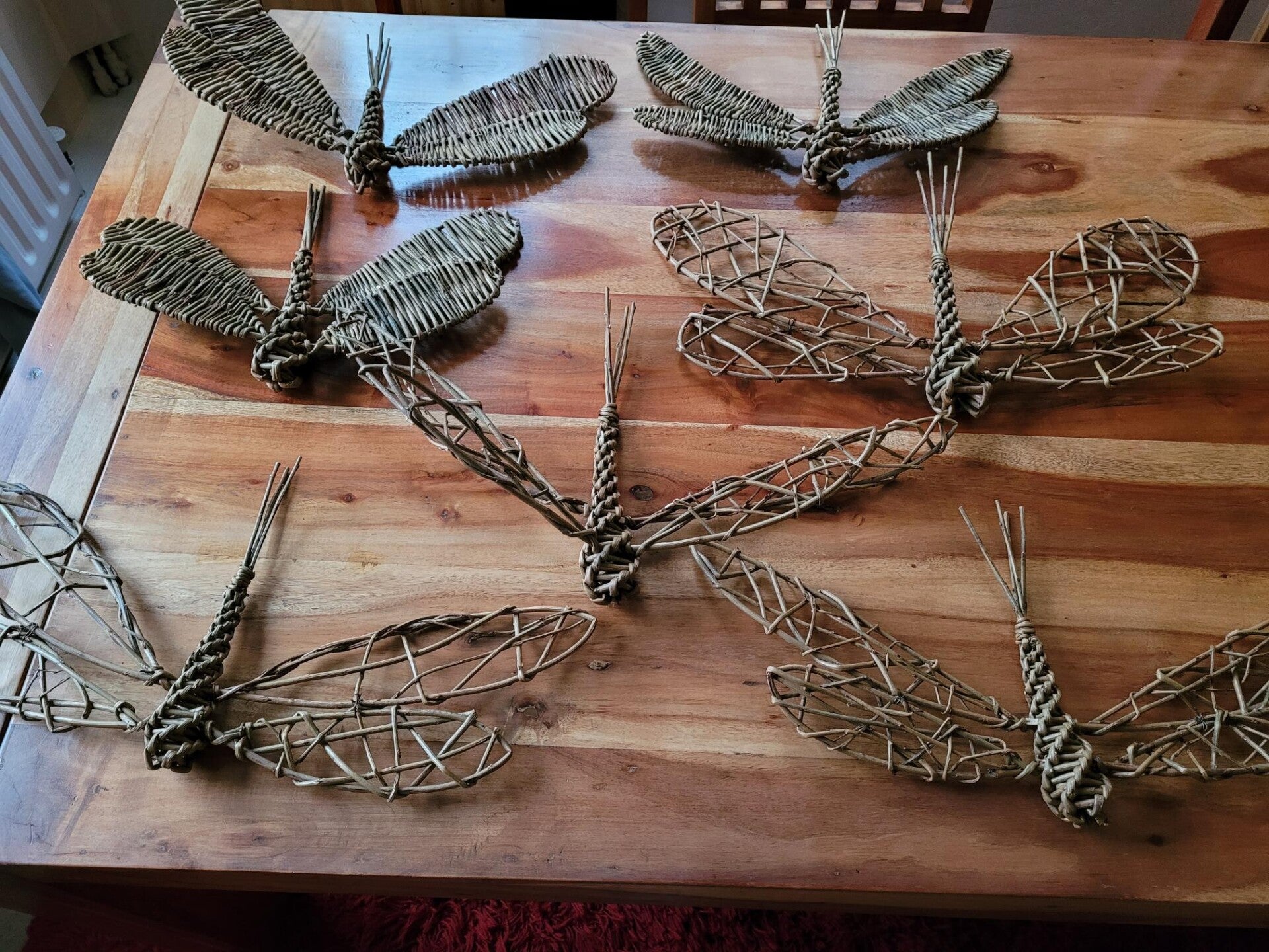 dragonflys-standard-r2gqun.jpg