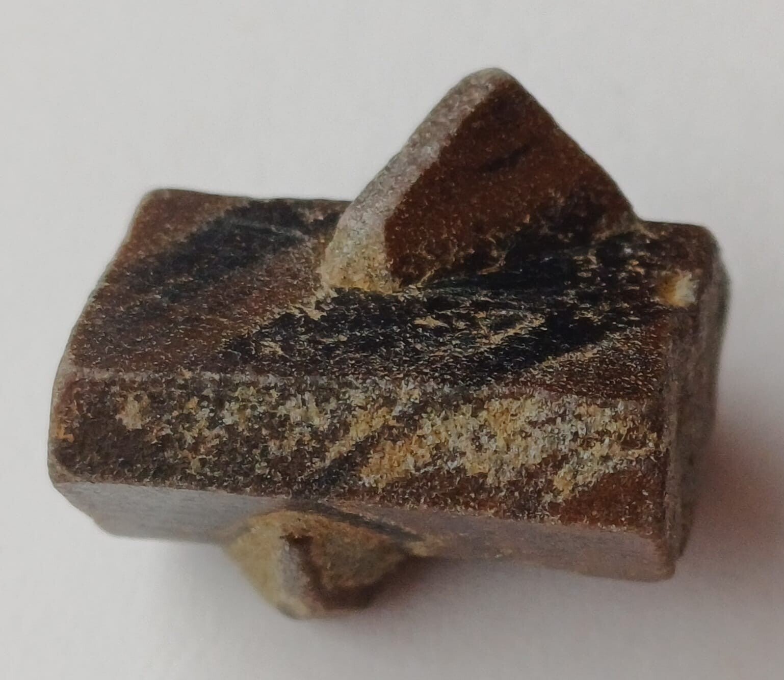 Stauroliet ('Feeënsteen' of 'Elfenkruis')