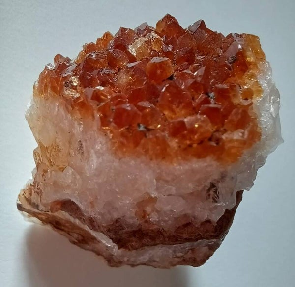 Bewerkte (Verhitte) Amethist (‘Citrien’) cluster