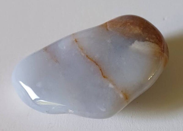 Chalcedoon trommelsteen