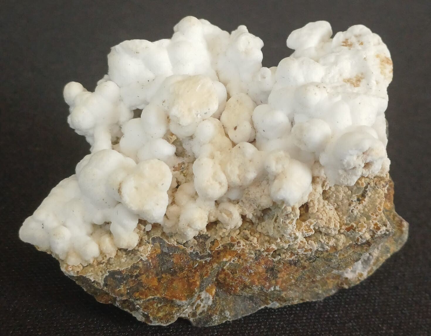 Stalactiet (met Aragoniet kristallisaties)