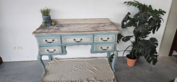 **Old World Charm schrijfdesk**