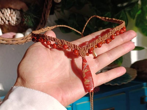 Pedido personalizado Rita✨Gargantilla ''Nubes'' con Jaspe rojo y facetadas de bohemia.