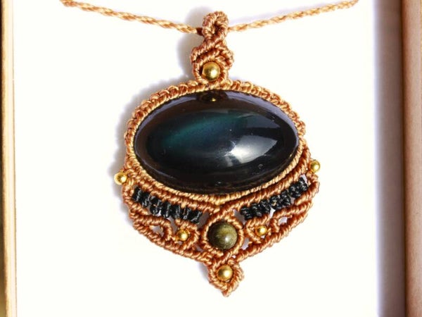 Colgante con Obsidiana Arcoíris y Obsidiana dorada.