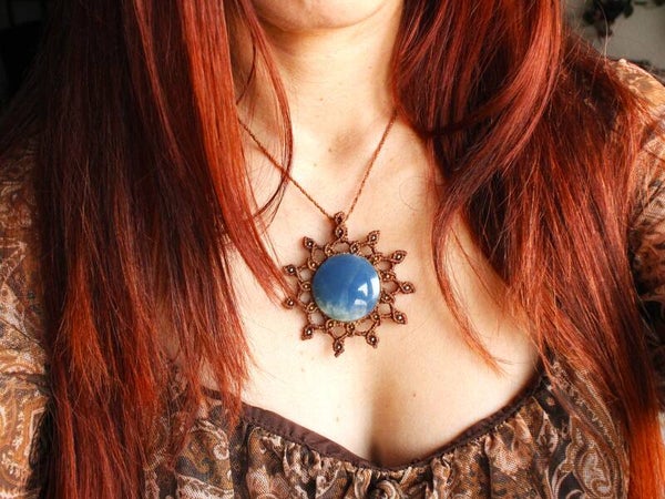 Colgante de macramé ''Helios'' con Ónix cielo grande.