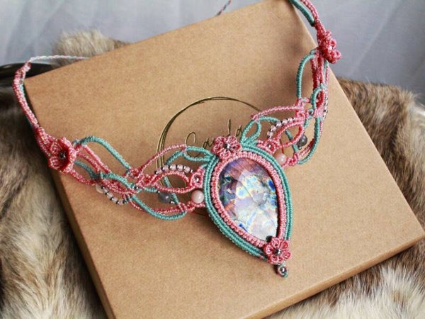 ✨Pedido personalizado - Collar de fantasía con Espectrolita