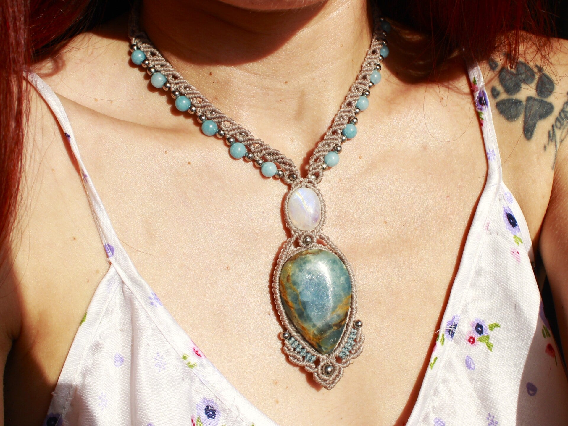 ✨Pedido personalizado Tamara. Collar ''Nubes azules'' con Piedra Luna, Ónix Cielo y cuentas de Calcedonia..