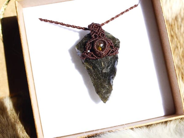 ✨Pedido personalizado Francesca. Flecha Obsidiana dorada y Citrino.