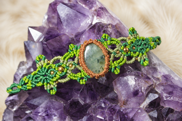 🌈 Pulsera Bosque con Prehnita.