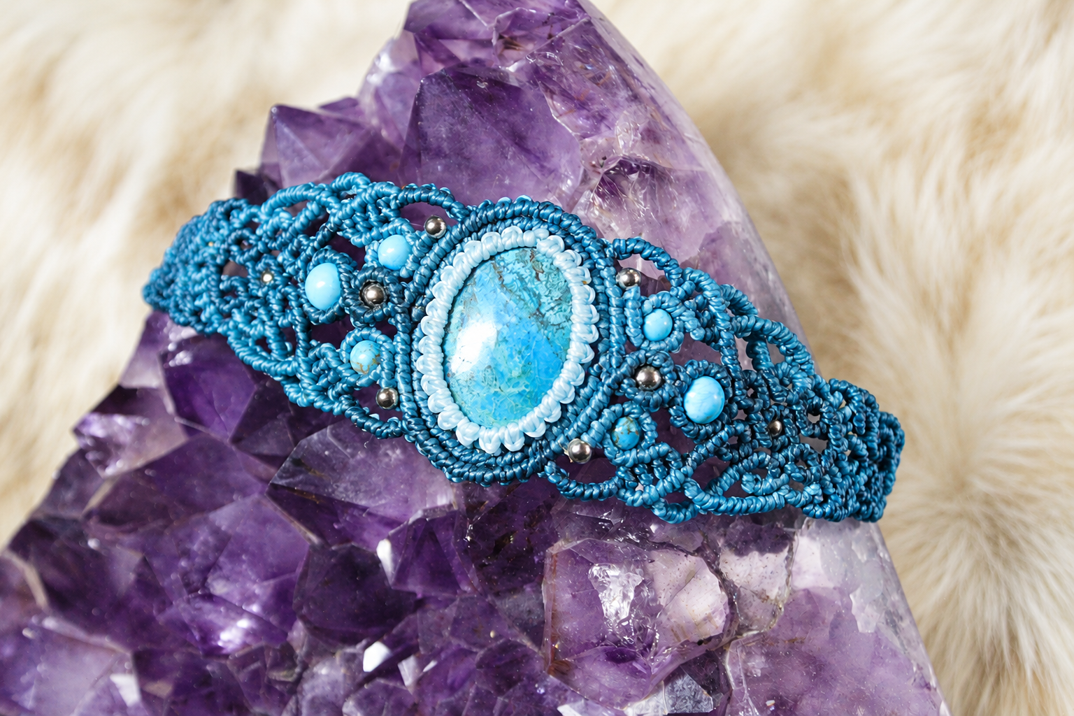 🌈 Pulsera brazalete Dahlia con Crisocola azul y Turquesas.
