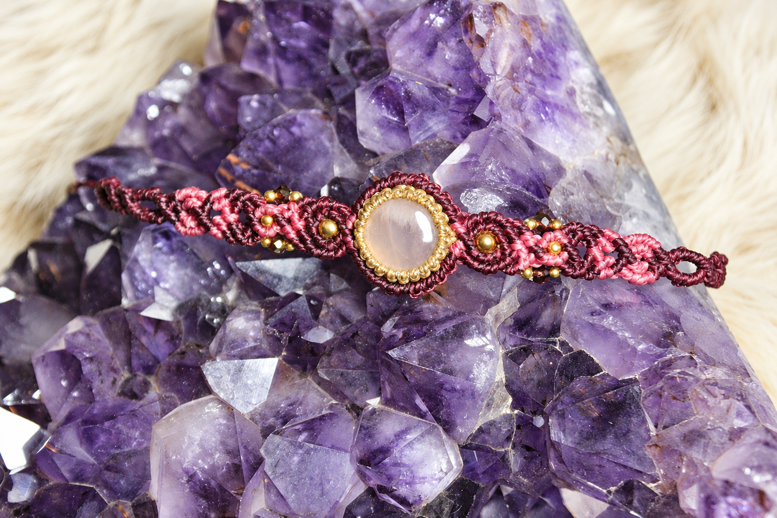 🌈 Pulsera Begonia con Cuarzo Rosa y facetadas de bohemia