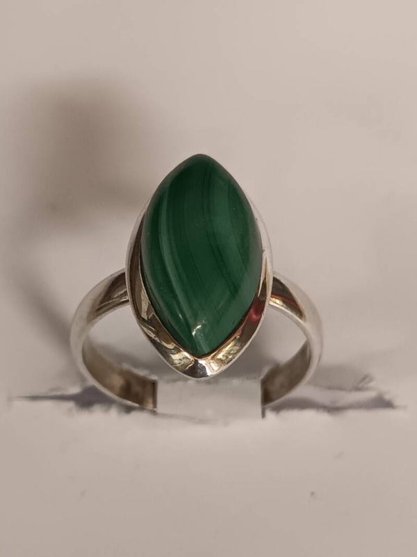 Bague en argent massif 925‰ MALACHITE