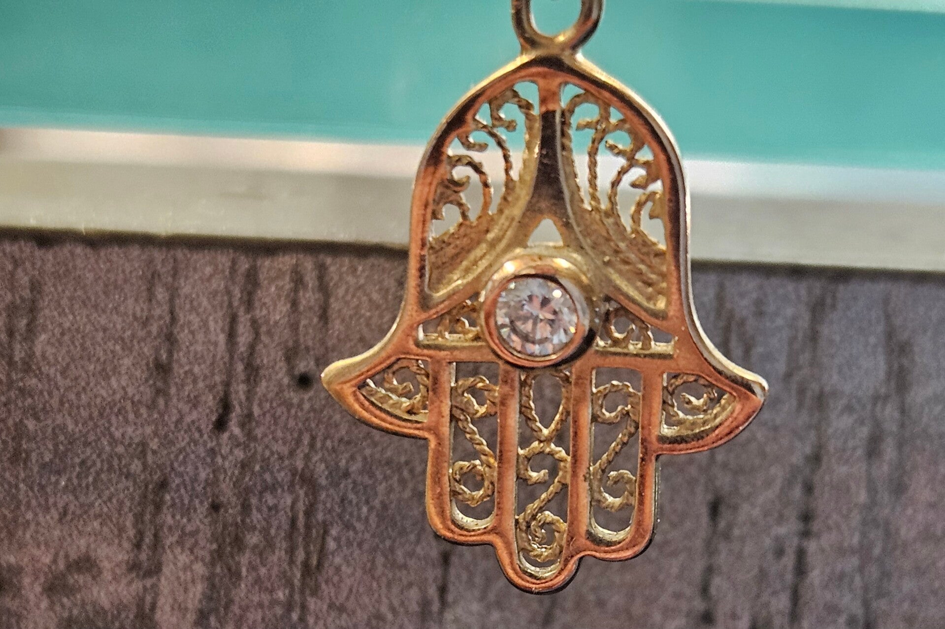 Pendentif plaqué or main de Fatma