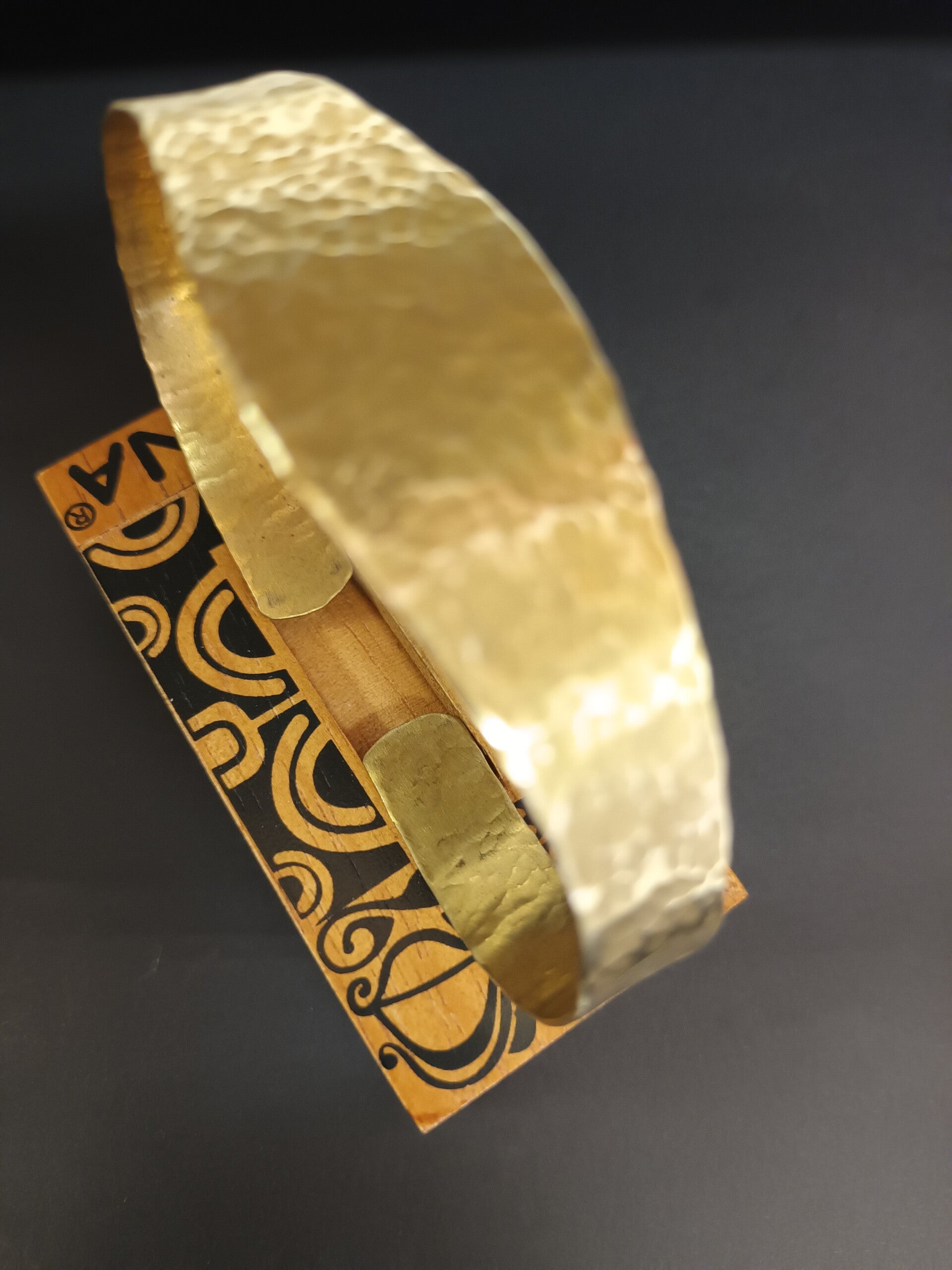 Bracelet laiton fait main (martelé) BRAJ 6