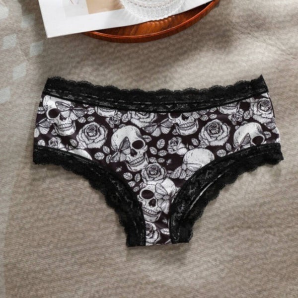 Intimo comodo con teschio nero Intimo con teschio scuro