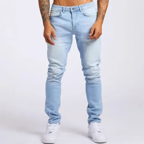 Nuovi pantaloni in denim slim-fit da uomo