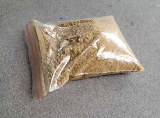 Sand - rock hard! 50 gram.