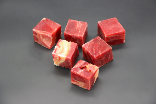 Viande de boeuf en cubes en 2 kg et en carton de 10 kg