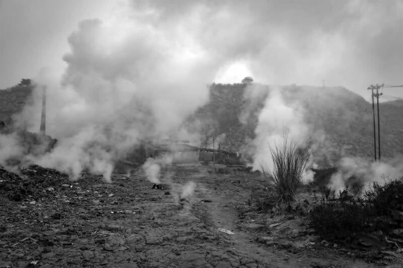 eye witness report on the underground fires at the coal field in Jharia, how do fossil fuels affect our lives?