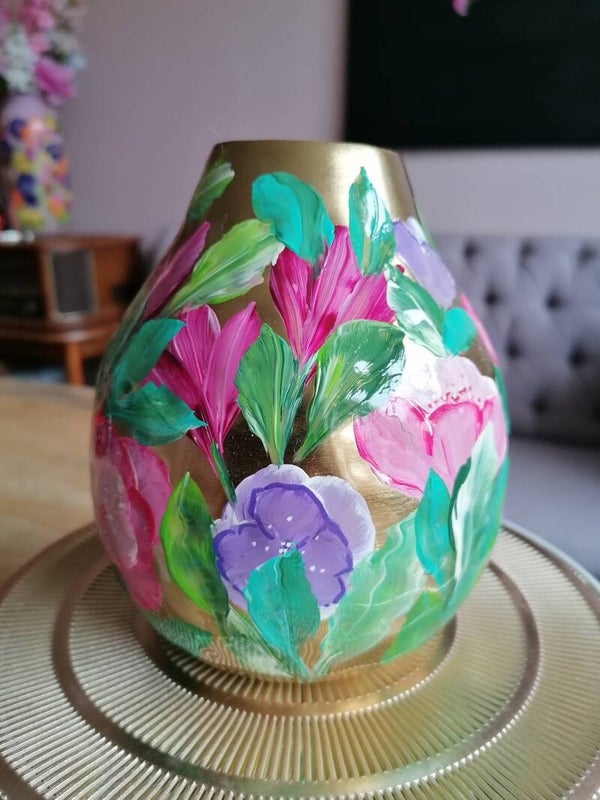 Handbeschilderde vazen M/L