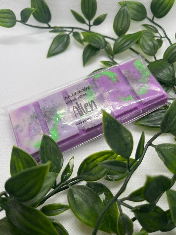 Alien 👽 Moonstone Wachs Melts Woman