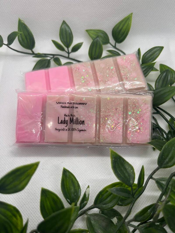 Lady Million Wachs Melts Woman