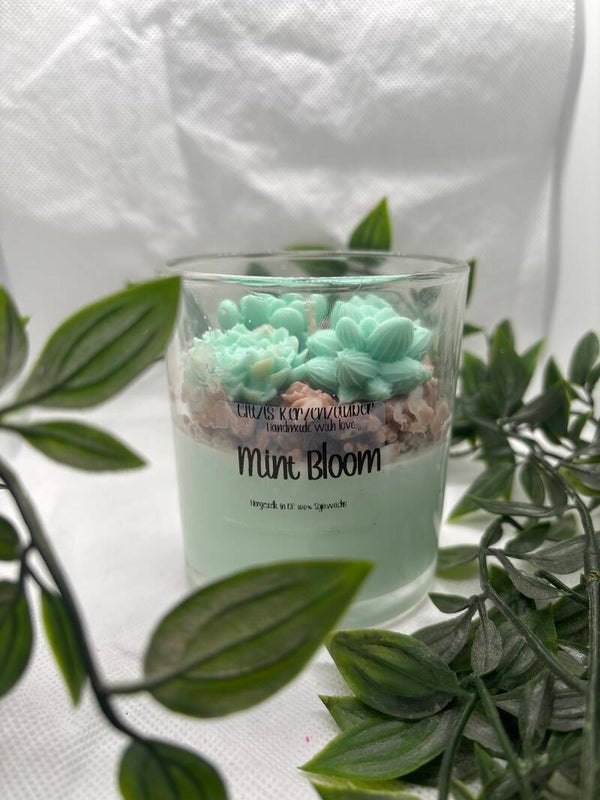 Mint Bloom Candle