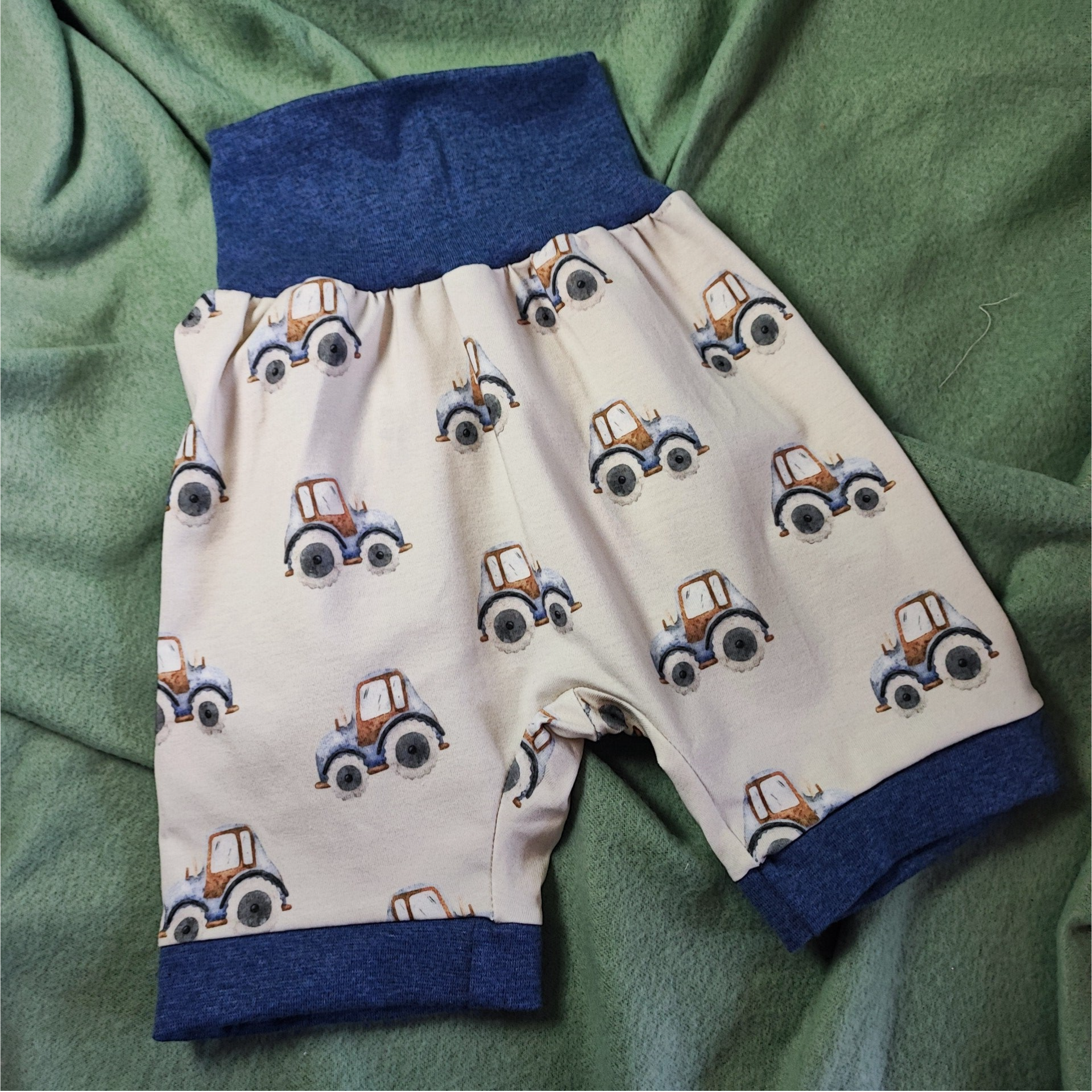 Pumphosen kurz Größe 86/92