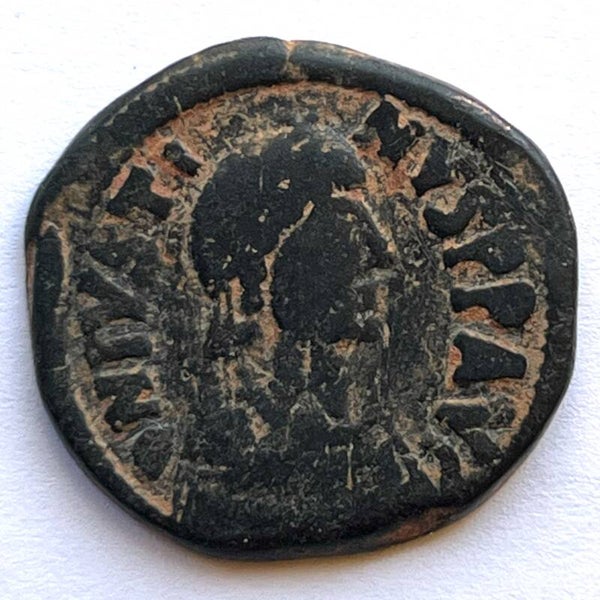 Byzantine, Large Heavy Bronze Follis Justinian I Constantinople 527-565 AD, 15.3 grams