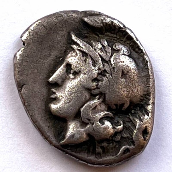 Campania Hyria, Silver Didrachm Athena, Bull 400-335 BC, 7.2 grams