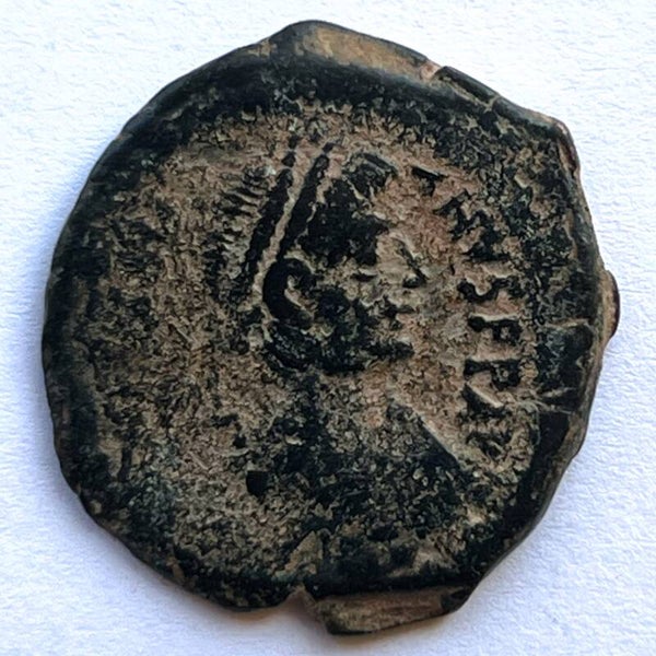 Byzantine, Large Heavy Bronze Follis Justinian I Constantinople 527-565 AD, 14.4 grams