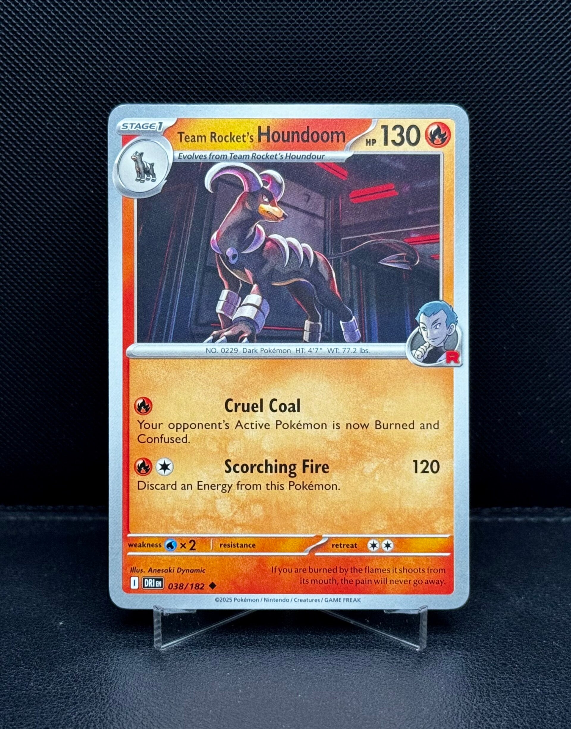 Team Rocket’s Houndoom 038/182