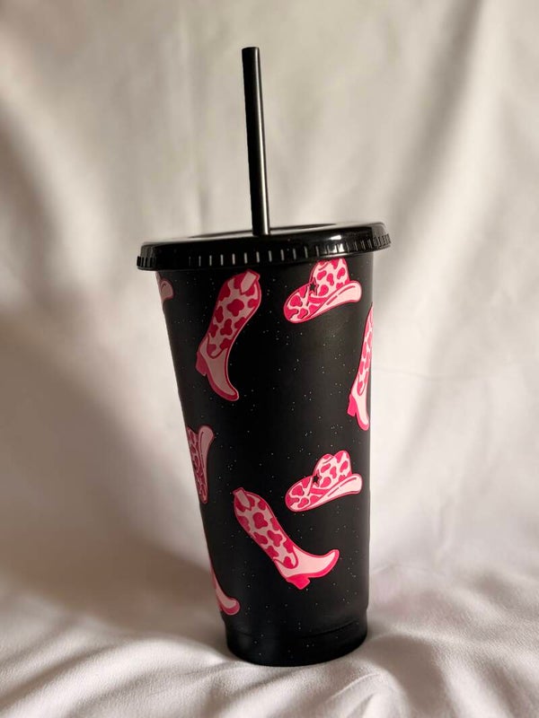 Cowgirl-Inspired Beaker with Vinyl Design – Western Pink Boots & Hat Cup with Straw
