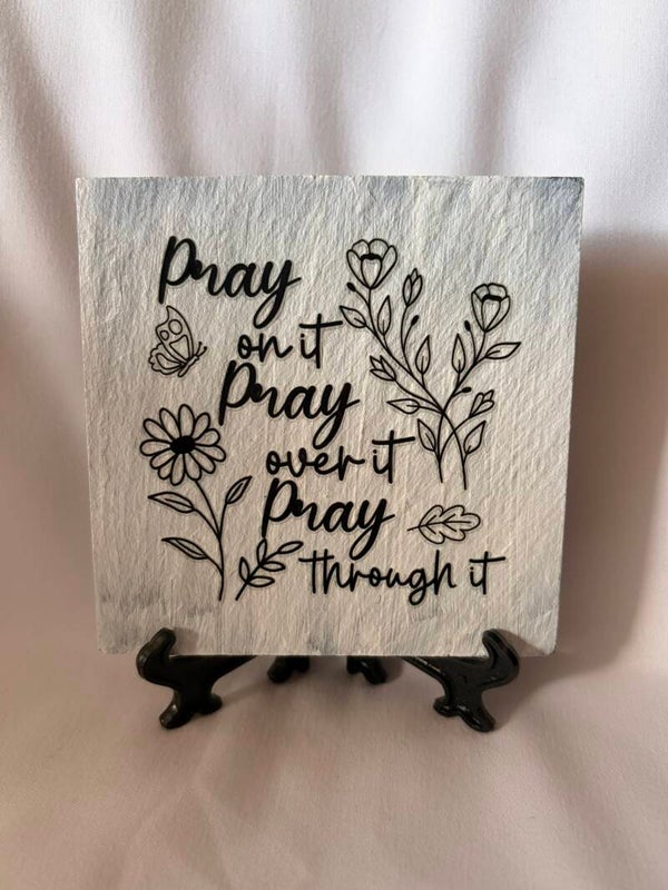 Prayer Slate Plaque – Hand-Painted with Vinyl Design & Easel Included