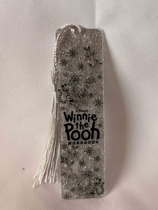 Winnie the Pooh Inspired Glitter Vinyl Design Bookmark with White Tassel ✨🐻📚