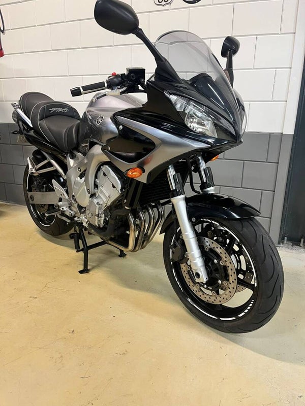 Yamaha FZ6 2005