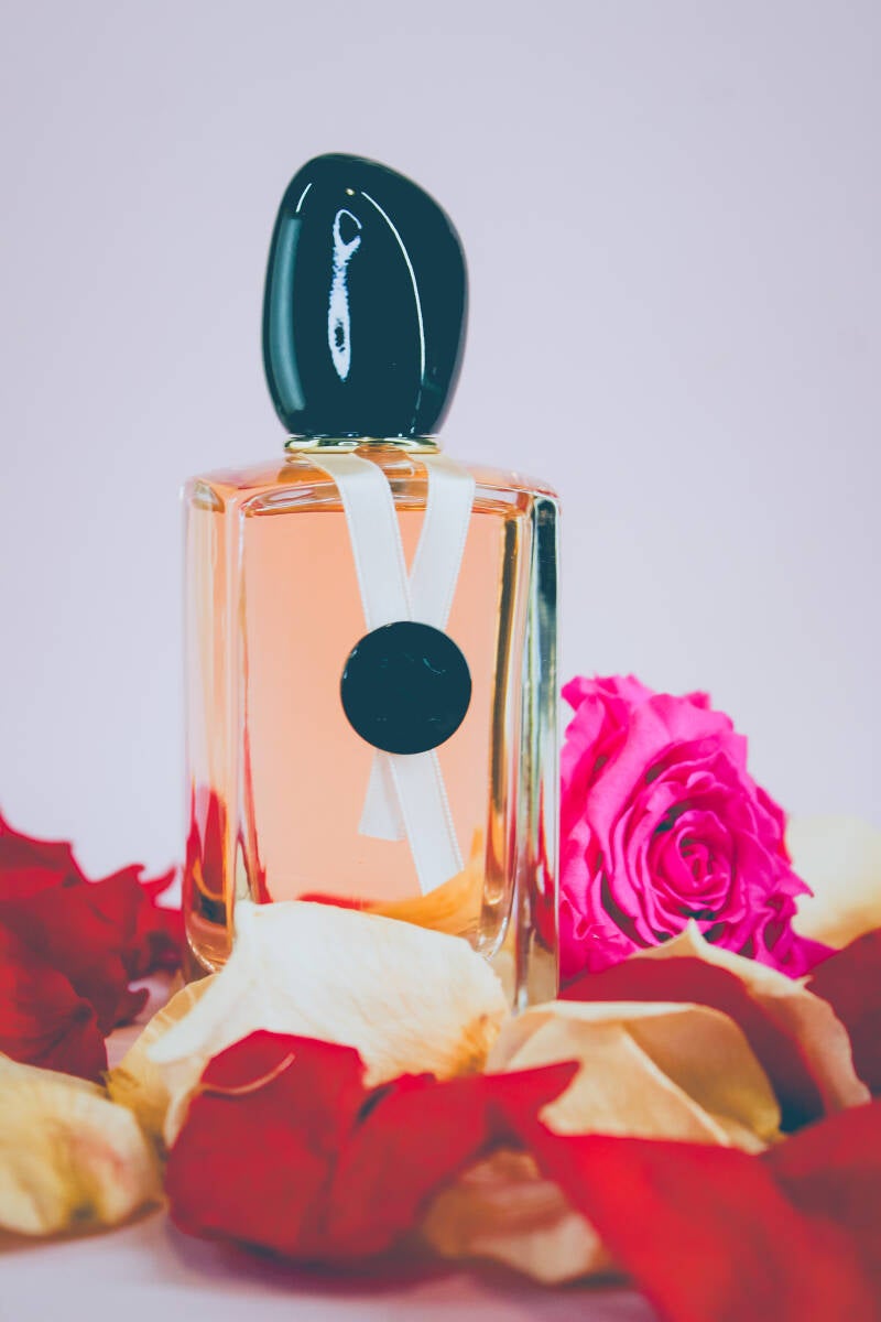 Van Cleef & Arpels Rose Rouge perfume bottle