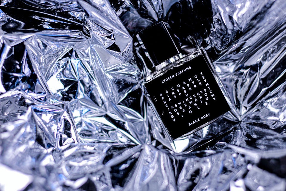 3. Eye-catching product photo of niche fragrance Black Ruby