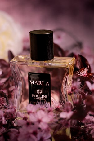 Still life fragrance image of Marla by Pollini with romantic pink tones